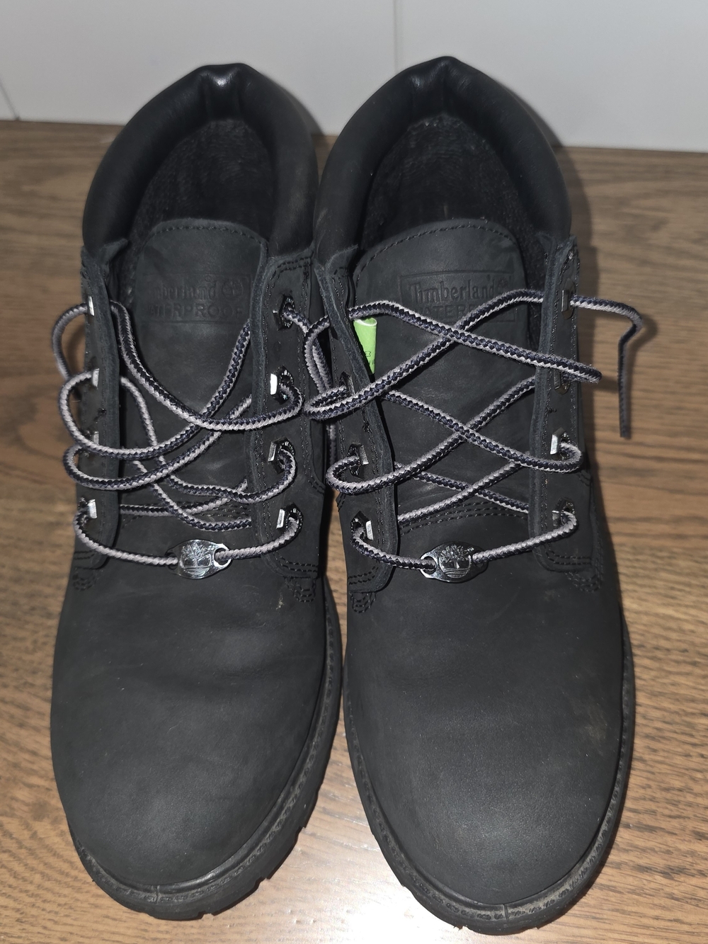 Timberland Womans Black Waterproof Hiking Boots Sz 8